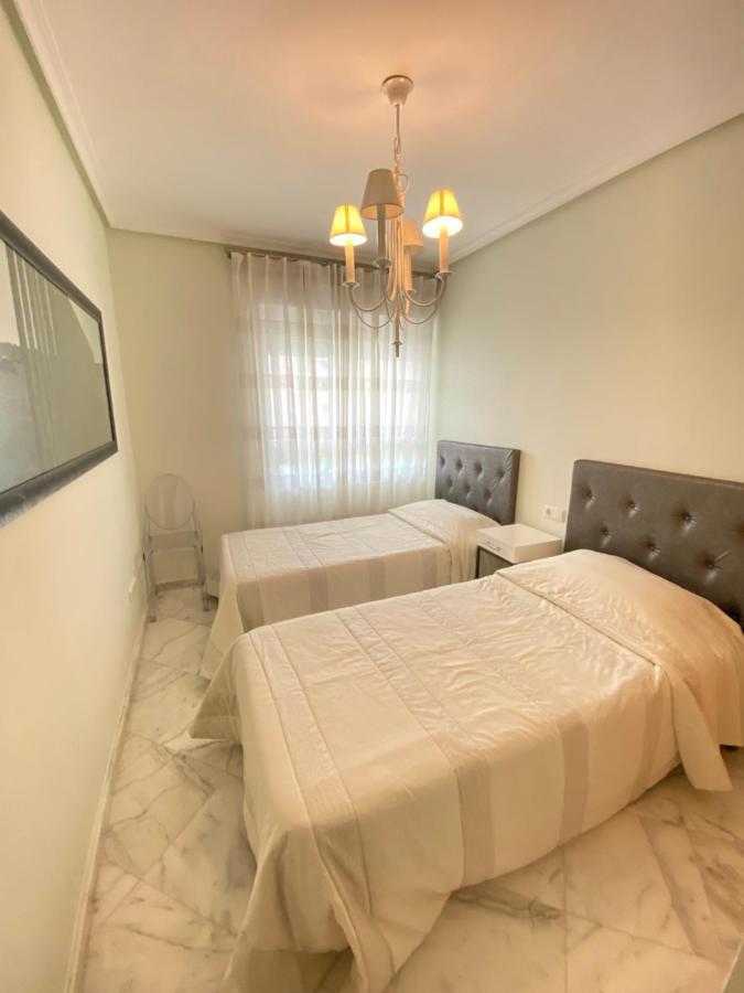 Elegant 2-Bedroom Apartment In Benidorm With Private Pool And Scenic Garden Views Кала-де-Финистрат Экстерьер фото