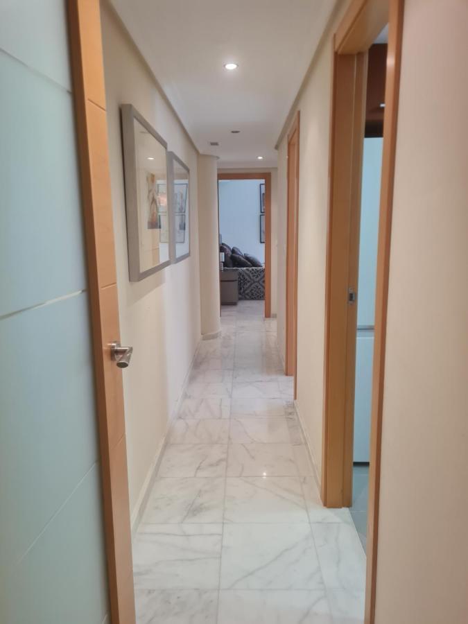 Elegant 2-Bedroom Apartment In Benidorm With Private Pool And Scenic Garden Views Кала-де-Финистрат Экстерьер фото